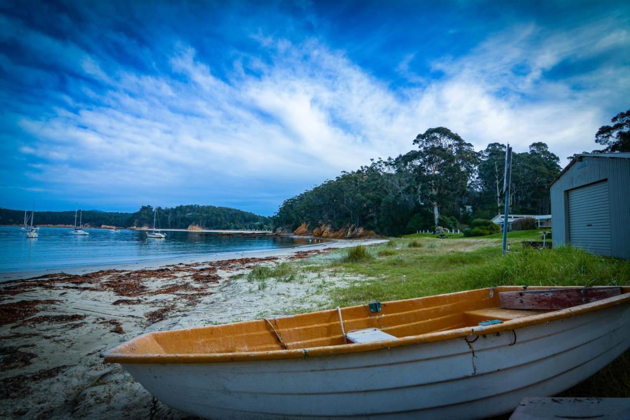 Quarantine Bay Beach Cottages Eden Kültér fotó