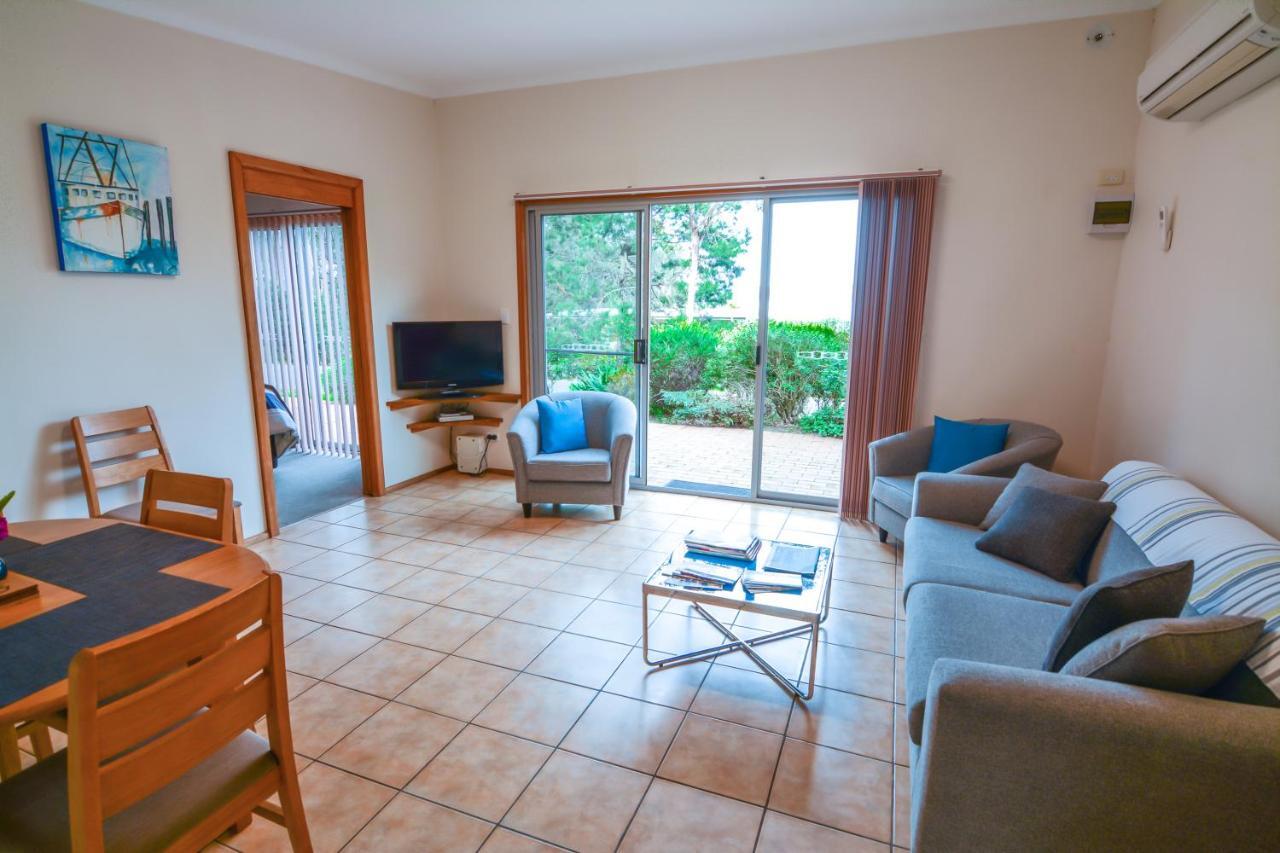 Quarantine Bay Beach Cottages Eden Kültér fotó
